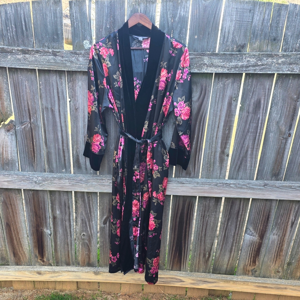 Morgan Taylor Black and Pink Floral Women's Robe Set L/XL - Picture 9 of 14